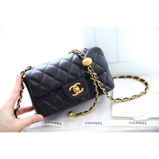 Túi đeo chéo classic khoá vàng hoạ tiết trần trám dây đeo kèm charm fullbox có hộp