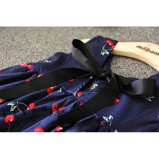 Đầm Váy bé gái cherry