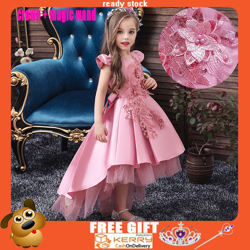 Girl's Birthday Party Dresses with Tutu Dress Models and Ribbon Decoration for kids