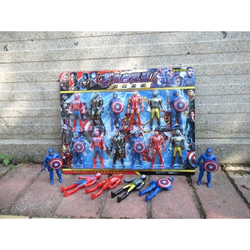 Vỉ đồ chơi siêu anh hùng