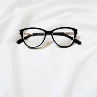 KÍNH MẮT XẾCH TOM FORD