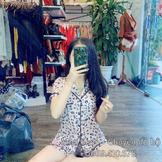 Combo 4 bộ đồ và váy