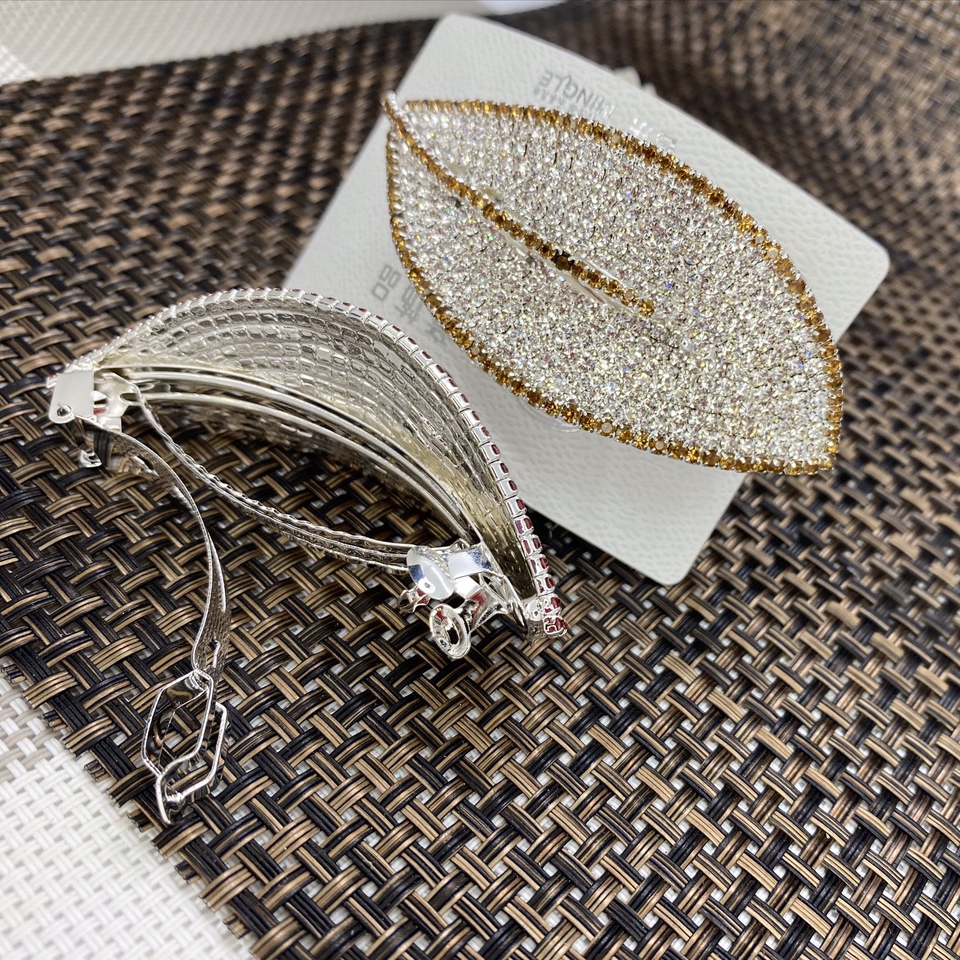 Kẹp Tóc Chiếc Lá Nhấn Sang Trọng