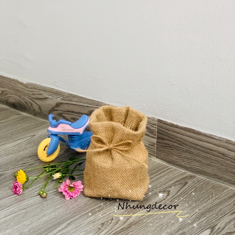 Giỏ hoa vải handmade trang trí phòng