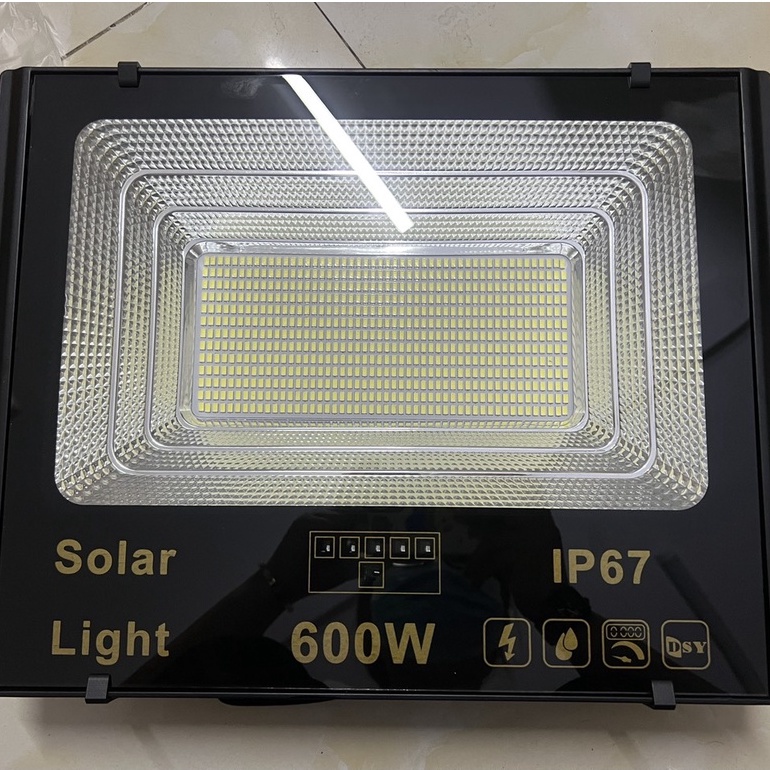Đèn pha năng lượng nhôm đúc 100w 200w 400w 600w 800w, Đèn Pha NLMT IP67, Đèn năng lượng mặt trời siêu tốt