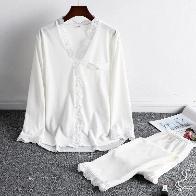 Bộ Pijama Vải Nhung Dài Tay Viền Ren Gợi Cảm Dành Cho Nữ