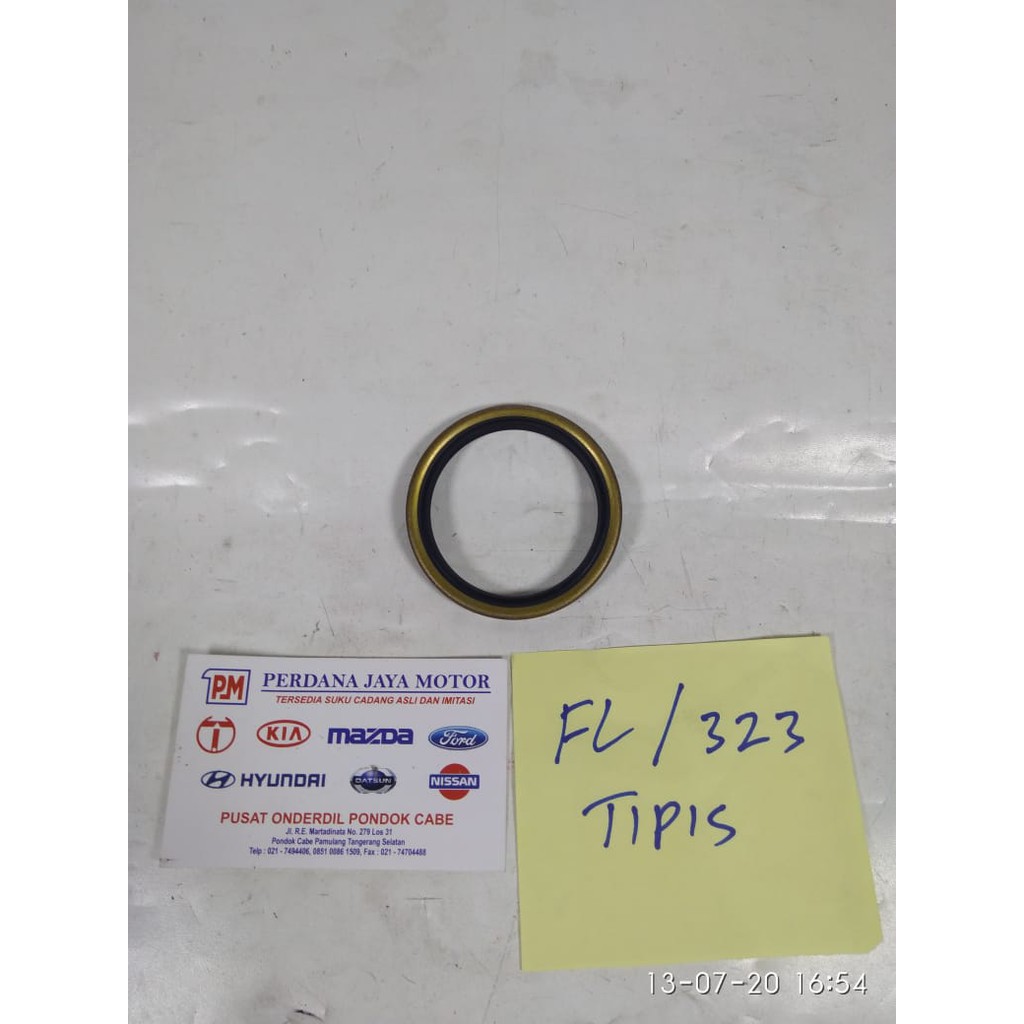 Nắp Đậy Trục Bánh Xe Hơi Ford Laser Mazda 323 Nissan Sunny B11