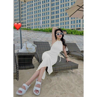 Đầm xốp mới yếm trơn xẻ tà ôm body dáng dài cực xinh , chất thun xốp mềm mịn