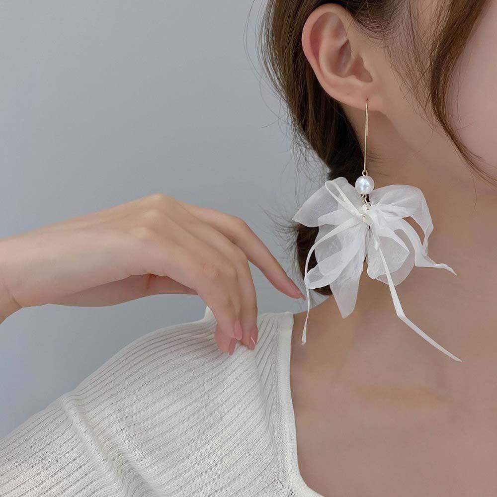 Bông Tai Dáng Dài Hình Bông Hoa Màu Trắng Phong Cách Retro Thời Trang Cho Nữ