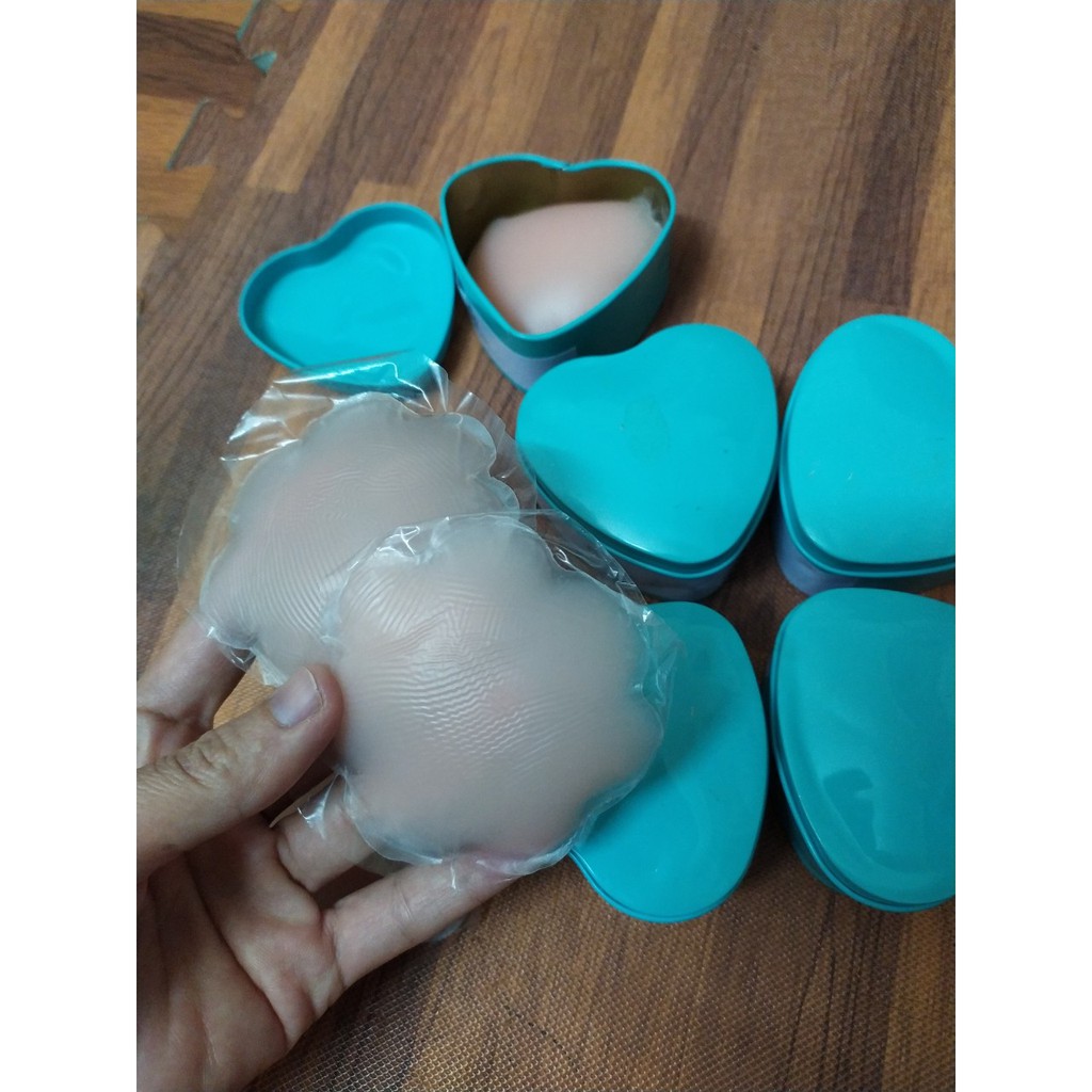 10 miếng dán ti silicon hộp xanh kích thước 6,5cm