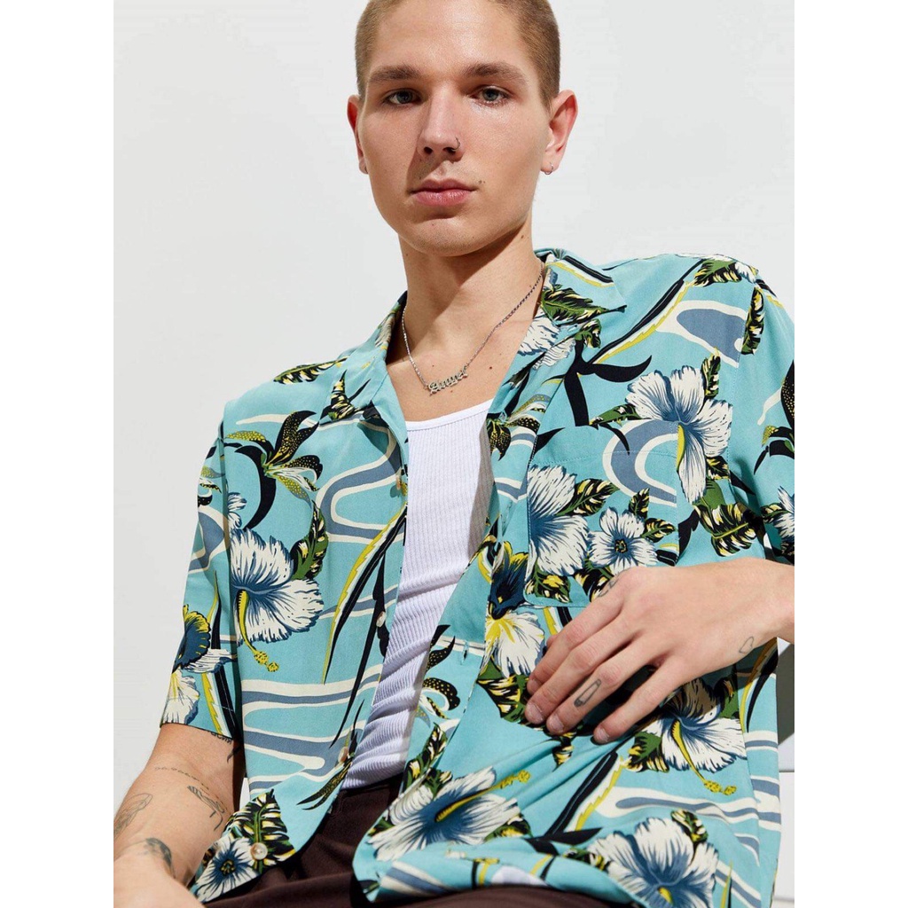 Áo somi Urban xanh hoa văn - size L