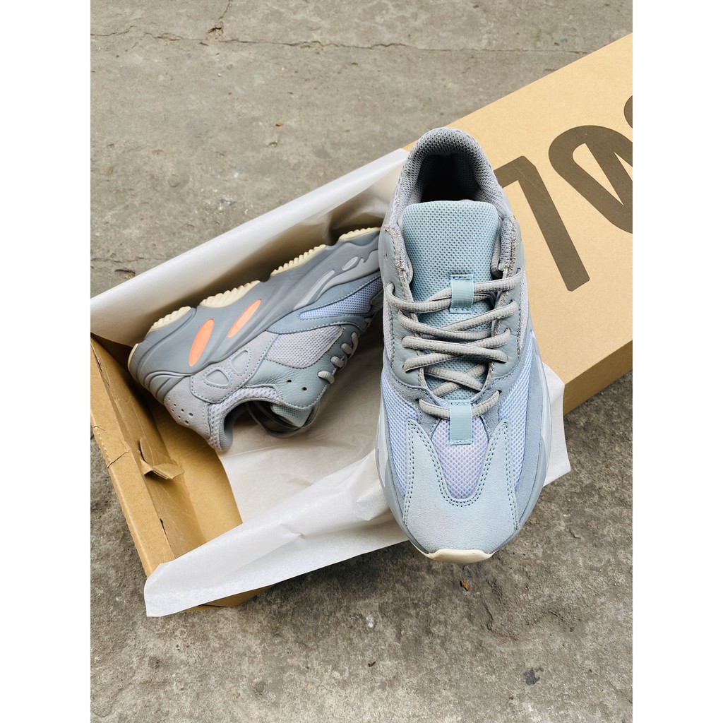 Giày yz 700 Inertia