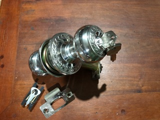 [CHÍNH HÃNG 100%]Khoá tay nắm tròn 04206 Việt Tiệp