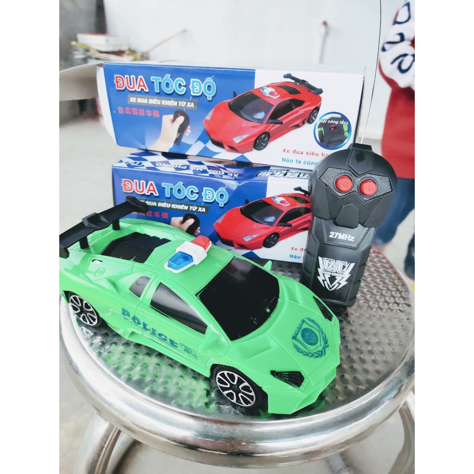 Đồ chơi vận động cho bé, ô tô điều khiển từ xa dochoigo.vn