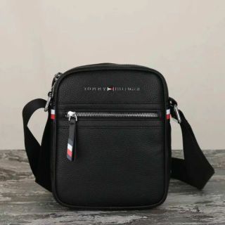 ❤❤⚫️ TÚI TOMMY HILFIGER ĐEO CHÉO ⚫️