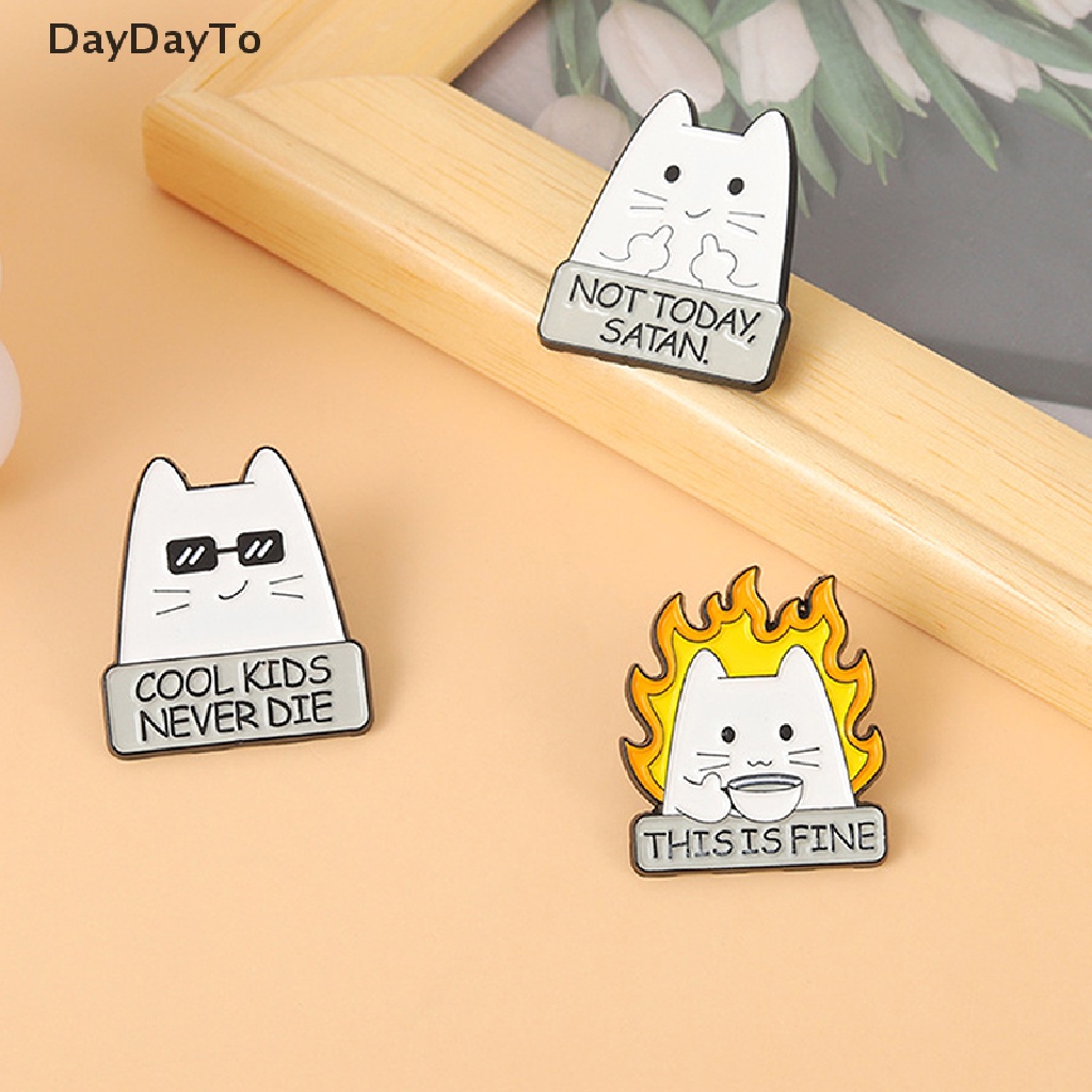 Huy Hiệu Cài Áo Hình Mèo Chuột Hoạt Hình Và Bàn Phím Dầu Thả Cổ Điển