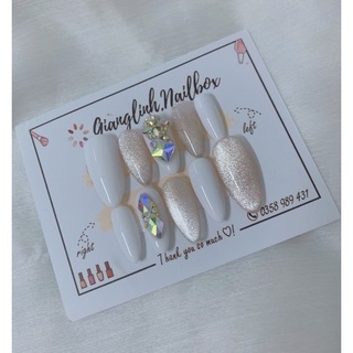 Nail box mắt mèo kim cương đính đá siêu xinh