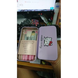 Cọ trang điểm mini Hello Kitty
