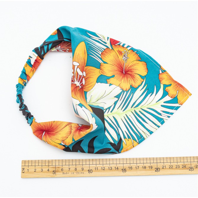 Khăn Quàng Cổ Họa Tiết Hoa Xinh Xắn Dành Cho Nữ