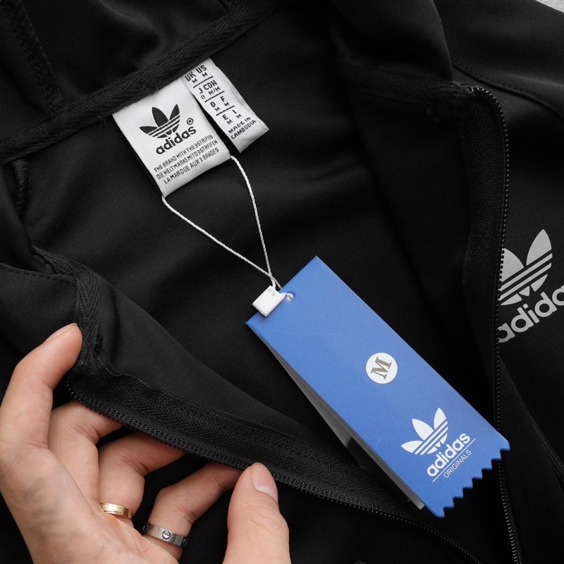 Áo khoác phối nón