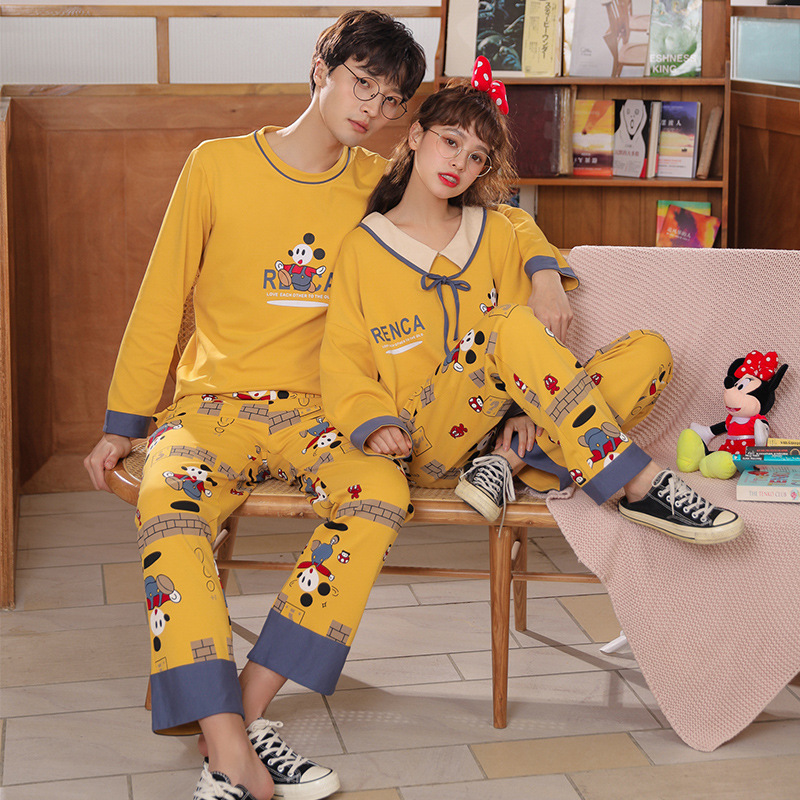 Bộ Đồ Ngủ Vải Satin Phong Cách Hàn Quốc Cho Cả Nam Và Nữ