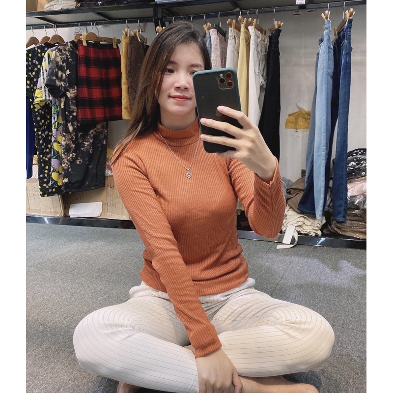 Áo len tăm cổ 3 phân uniqlo