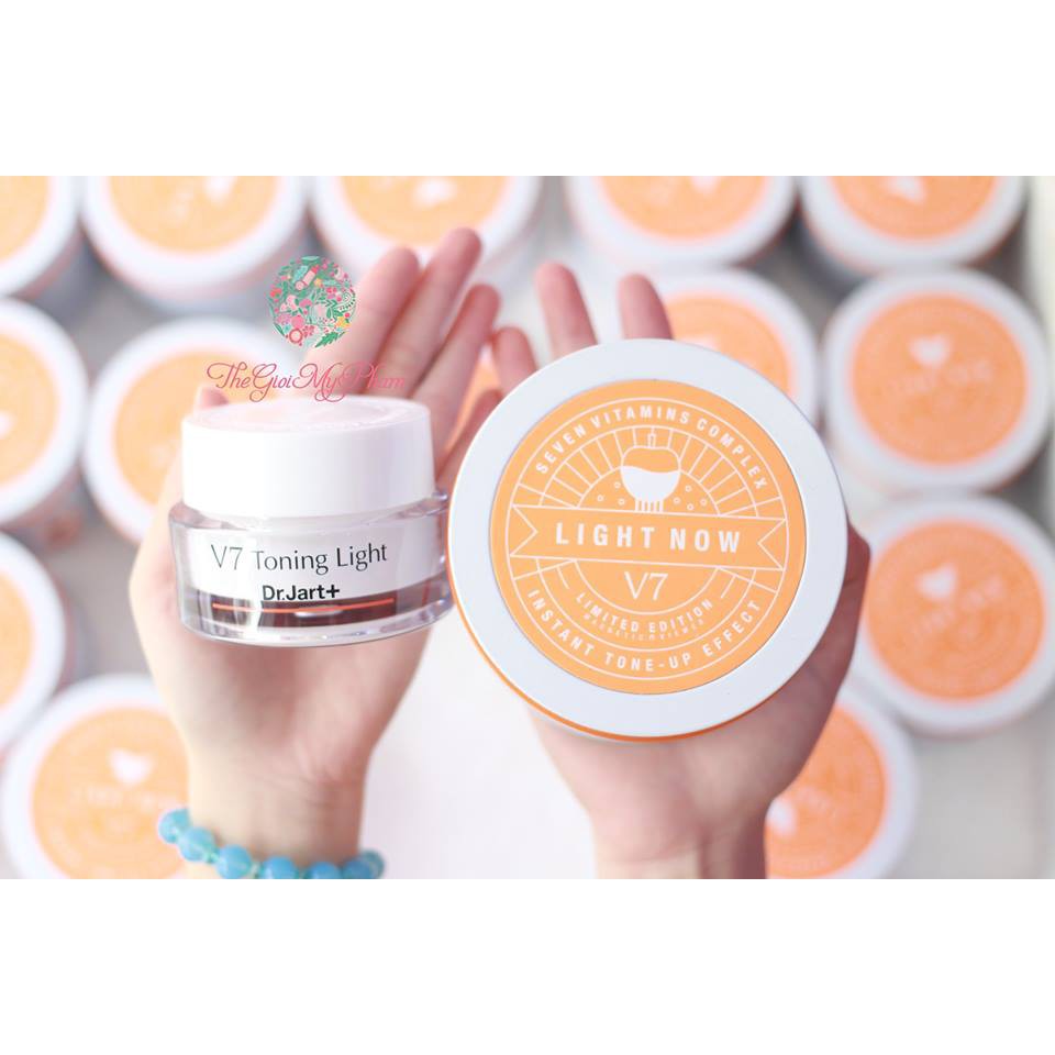 [HỘP TRÒN]♥Kem dưỡng da V7 Toning Light hộp tròn hộp thiếc tròn hũ lớn ♥50ML♥ | BigBuy360 - bigbuy360.vn