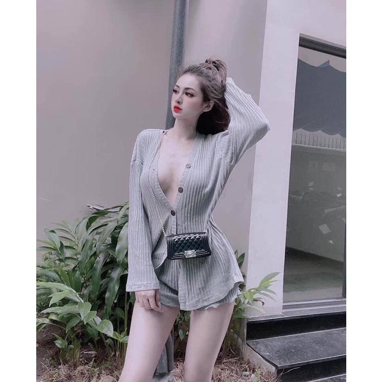 Set bộ cổ V len tăm cúc gỗ quần đùi cực sang, chất tăm đẹp nặng tay không nhão