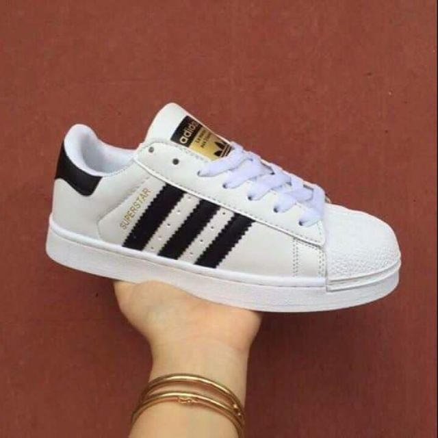 Adidas Superstar