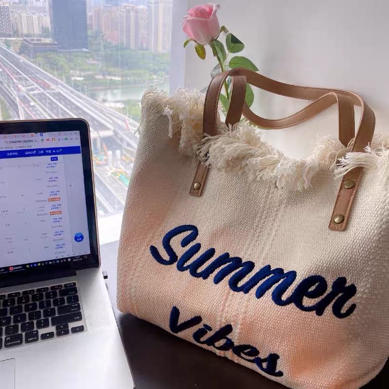 Túi Xách Canvas Cỡ Lớn Phối Tua Rua Thời Trang Đi Biển Cho Nữ