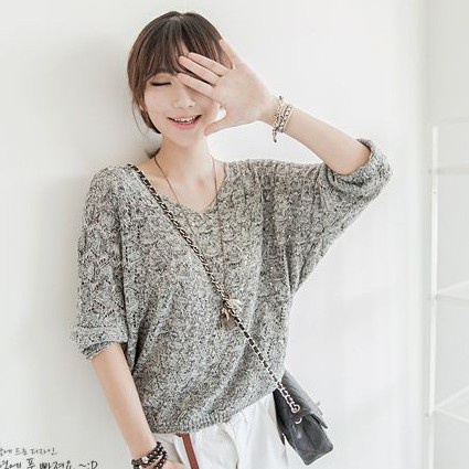 Mùa Thu Cổ Chữ V Mỏng Phong Cách Dệt Kim Rỗng Phiên Bản Hàn Quốc Rời Ôm Hơn Nhìn Đơn Giản Áo Len Dài Tay Đơn Giản Chống Nắng Tất Cả Trận Đấu Áo Màu Trơn Quần Áo Bé Gái Chính Hãng