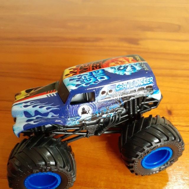 Xe ô tô đồ chơi monster jam loại nhỏ