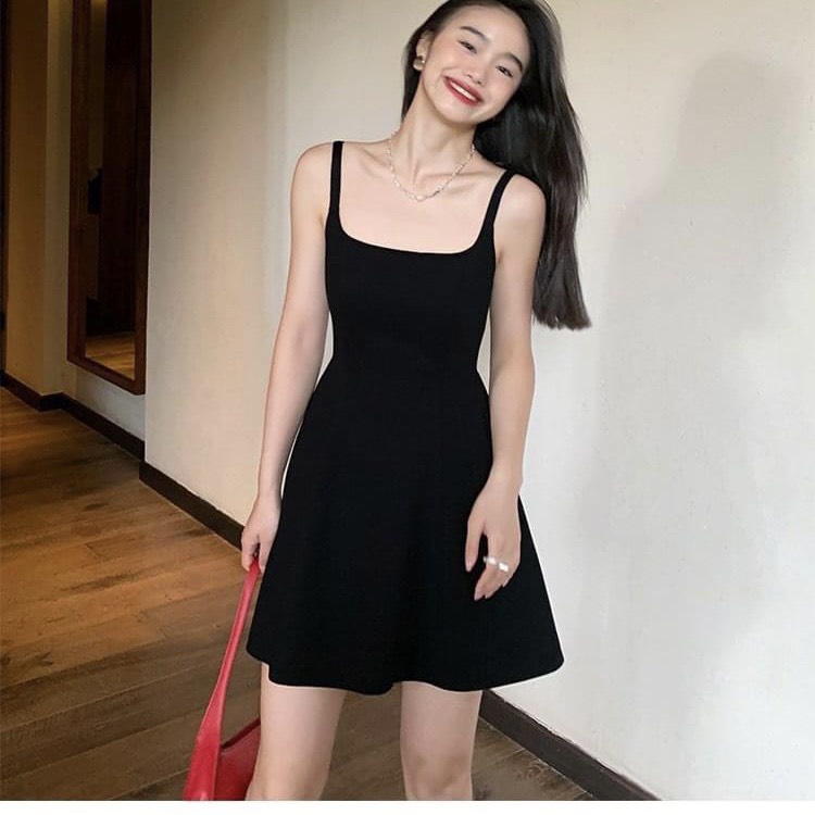 Đầm Váy 2 Dây Ngắn Dáng Xòe Màu Đen Sexy Ulzzang