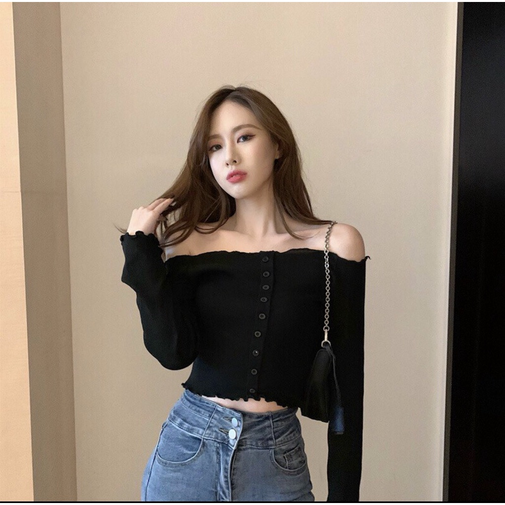 Áo len croptop dài tay trễ vai hàng khuy kiểu dáng trẻ trung freesize