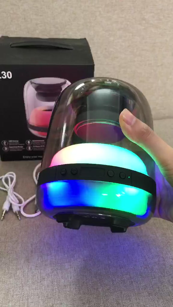 Loa Bluetooth L30- Âm Thanh Vòm 6D Supper BASS - Led Cảm Biến Theo Nhạc- Công Suất 10W- Có Khe Cắm Thẻ Nhớ | BigBuy360 - bigbuy360.vn