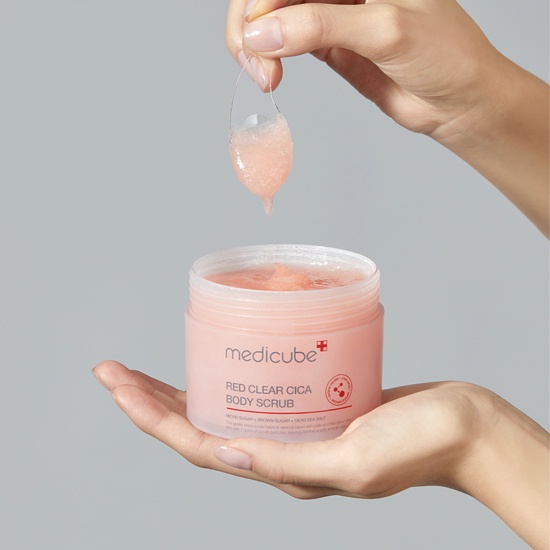 Tẩy Da Chết Toàn Thân Medicube Red Clear Cica Body Scrub 200g _ Medicube Chính Hãng