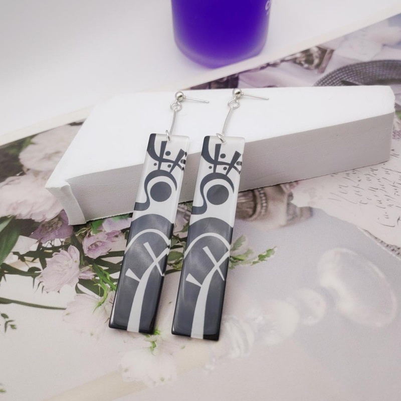 ✨Kho Sẵn Sàng ✨Bông Tai Acrylic Họa Tiết Anime Tokyo Revengers Thời Trang