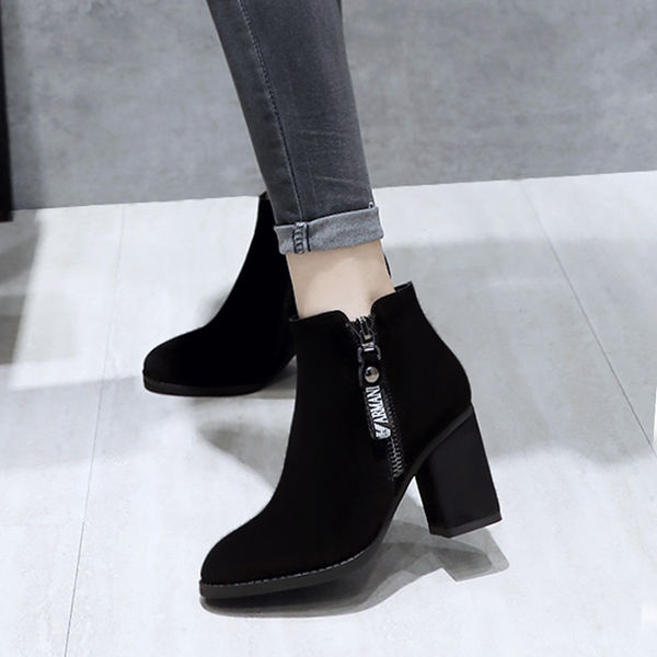 Giày bốt gót vuông phối khóa kéo phong cách thời trang Hàn Quốc có size 35-43