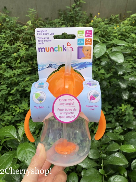 CỐC ỐNG HÚT MUNCHKIN MỌI TƯ THẾ