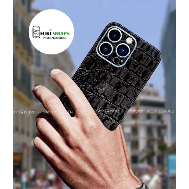 Tấm dán Skin FULL viền Họa tiết da cá sấu Dành cho 14prm, 13prm , 12prm , 11prm , xsm , 11pro , 12pro , 13pro - FukiShop