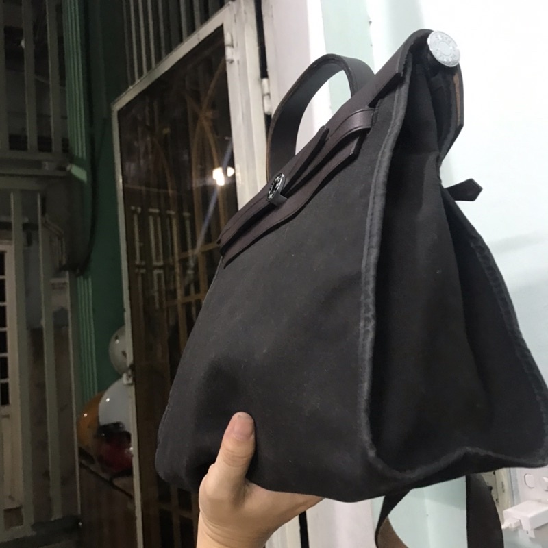 Túi hm herbag hàng si tuyển tình trạng 80% size 28 cm