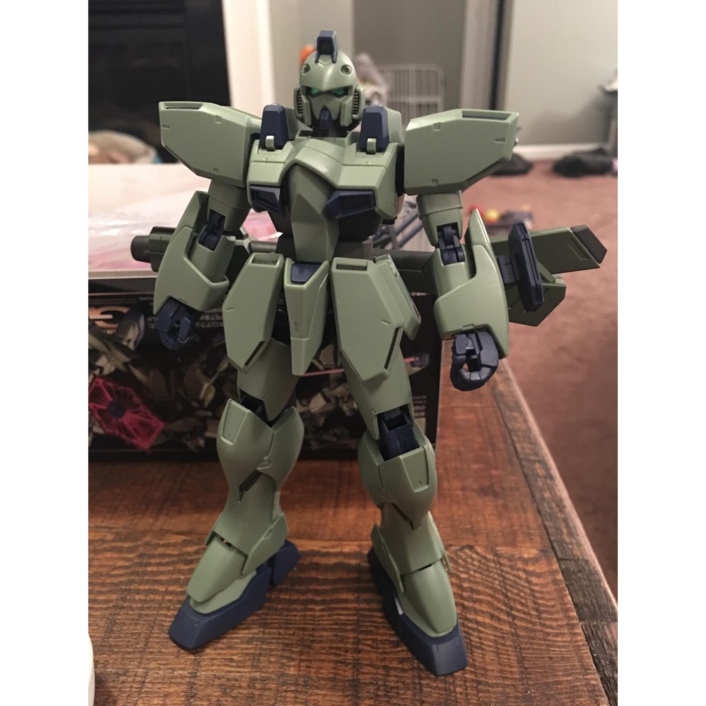 Mô hình lắp ráp RE Gun EZ 1/100 Bandai  - Gundamxo