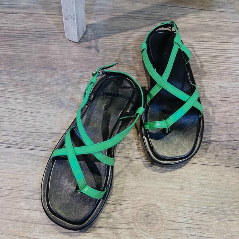SANDAL ĐẾ BÁNH MÌ 3CM QUAI XỎ NGÓN