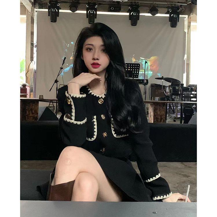 Bộ Áo Khoác + Chân Váy Ngắn Lưng Cao Màu Đen Thời Trang Mùa Thu 2022 Chất Lượng Cao Cho Nữ Xiaoxiang