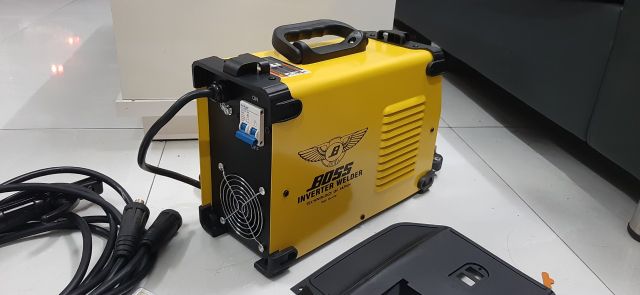Máy hàn điện tử  Boss 250a kéo que hàn 3.2mm