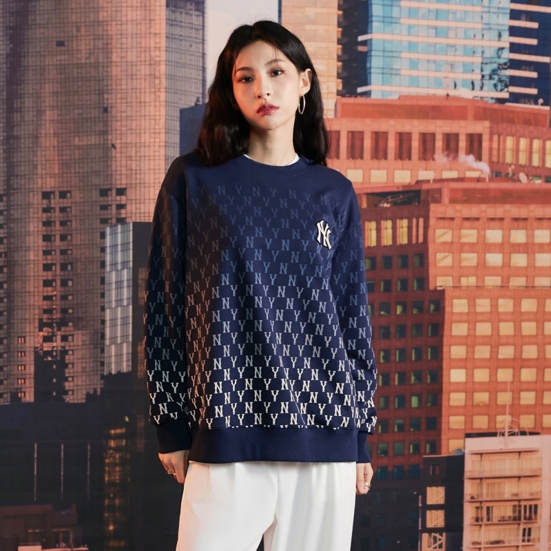 Áo sweater MLB monogram