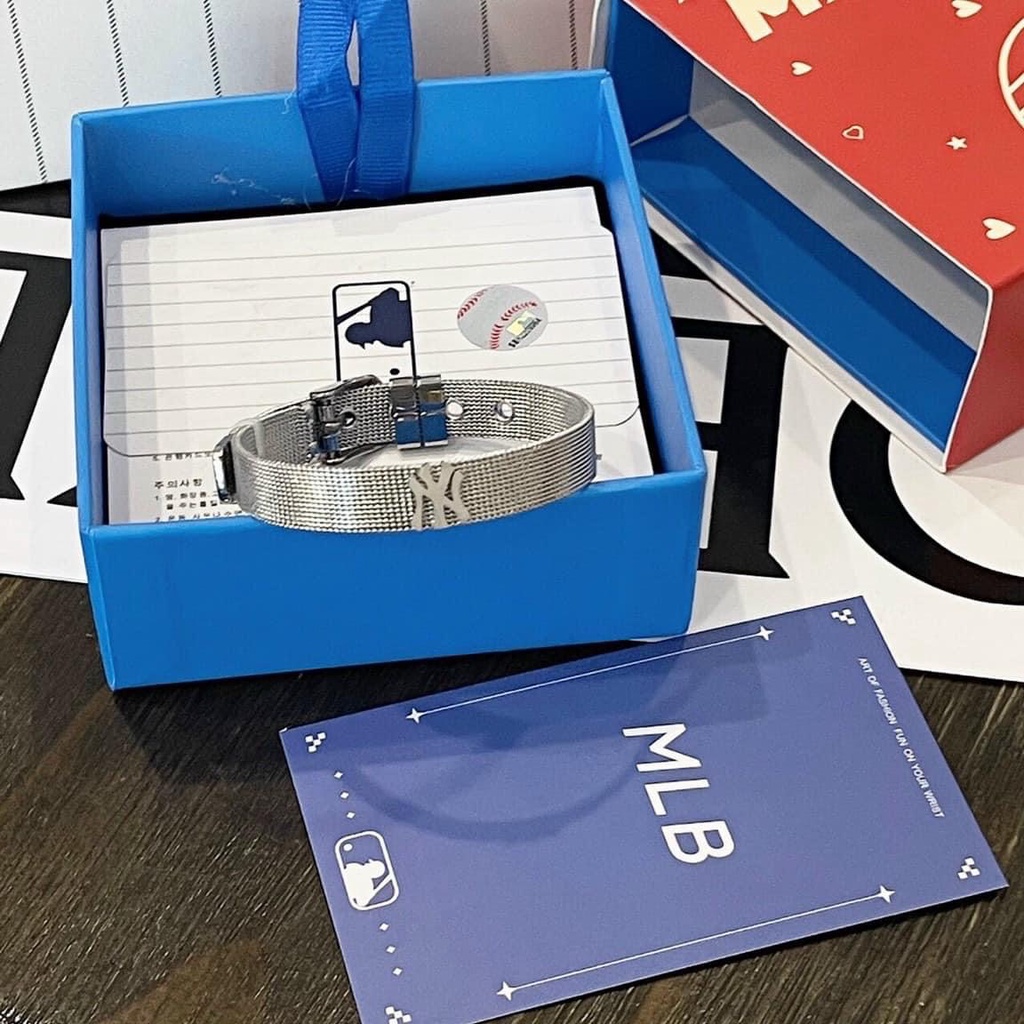 Vòng Tay MLB Chất Liệu Titan Không Gỉ Sét Full Combo Box Để Làm Quà Tặng