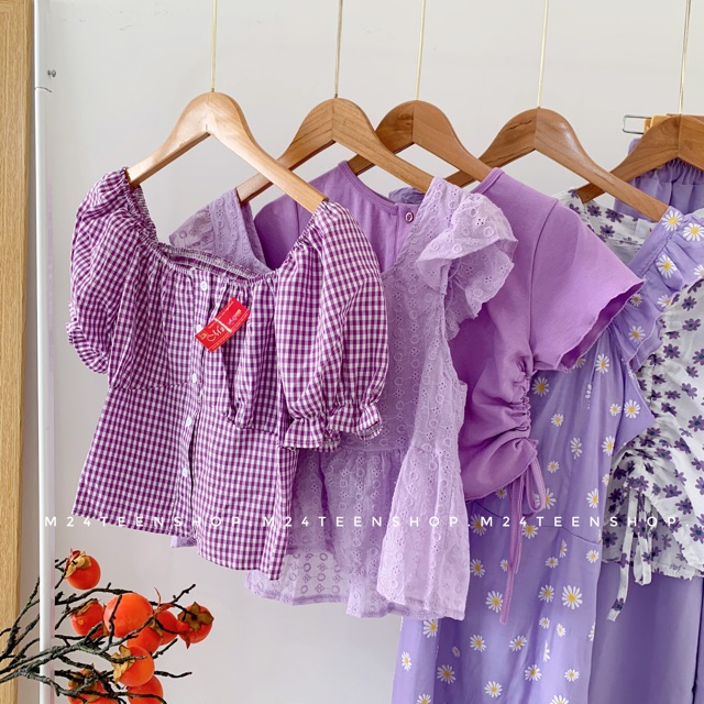 Croptop trễ vai kẻ