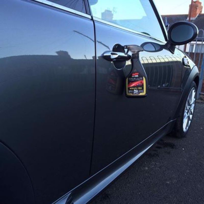 Chai Xịt Bóng Sơn Xe Ô Tô Luxury Gloss - SOFT99