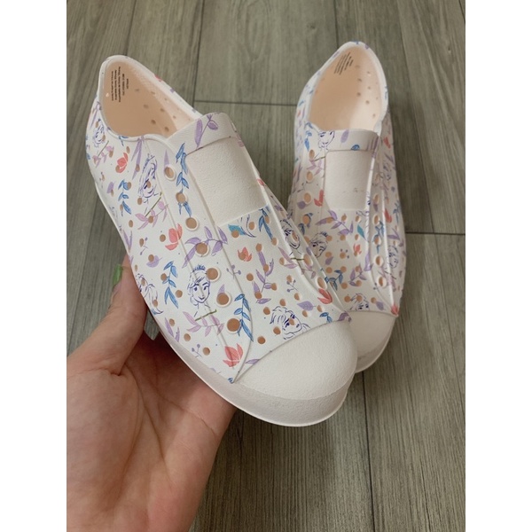 Giày Nativ.e hoạ tiết siêu xinh